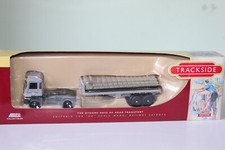 LLEDO TRACKSIDE 1:76 ERF LV & TRAILER - RIBBLE CEMENT DG186008