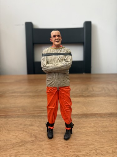 Neca hannibal lecter - neca,