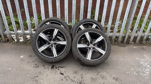 Volvo v90 oem alloys and - 18”,