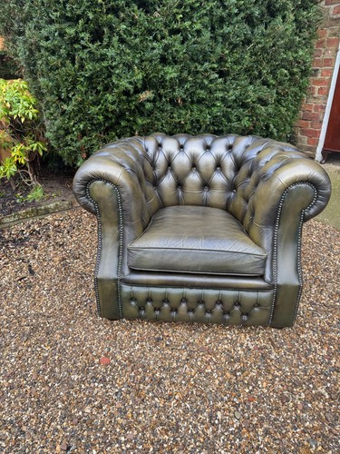 Chesterfield club armchair - chesterfield,
