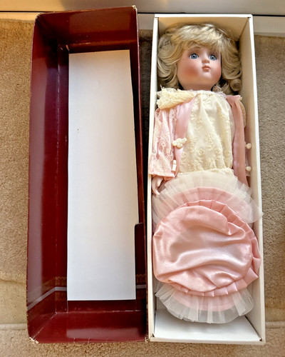Alberon collectors porcelian - collectors,
