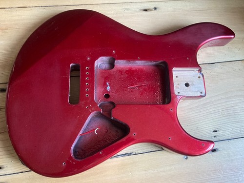 Yamaha pacifica 012 - yamaha,