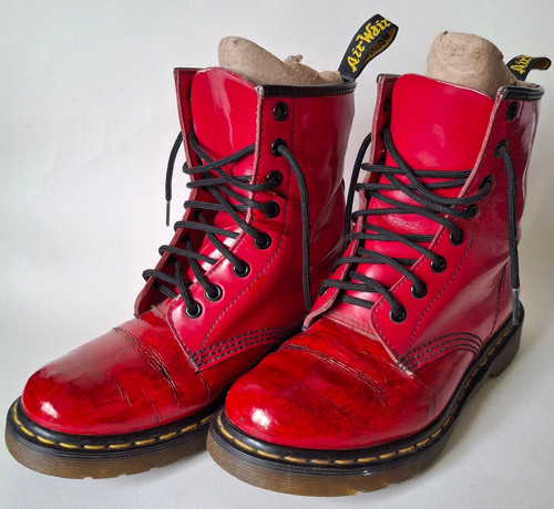 Martens glossy cherry red - cherry,