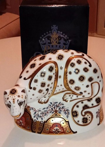 Royal crown derby - royal,