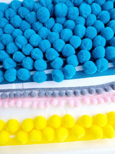 Large medium pom trim - large,