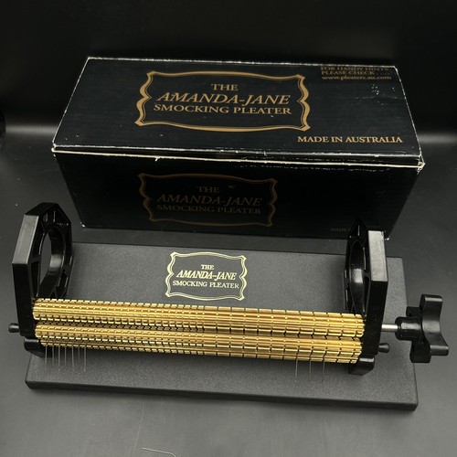 Vtg amanda jane row - vtg,