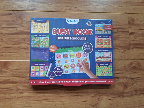 Skillmatics busy book - busy,
