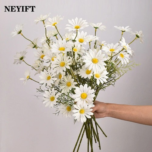Artificial silk fake - silk, daisy