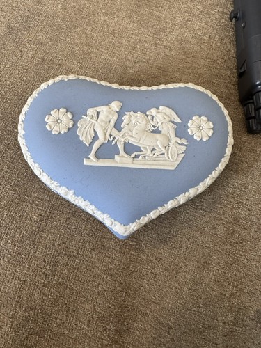Wedgewood trinket box heart - wedgewood,