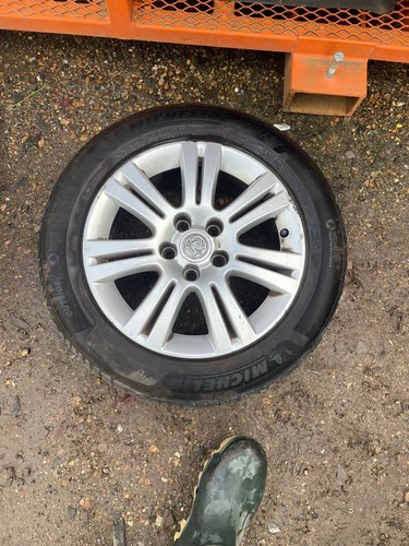 Vauxhall astra stud 16 - vauxhall,