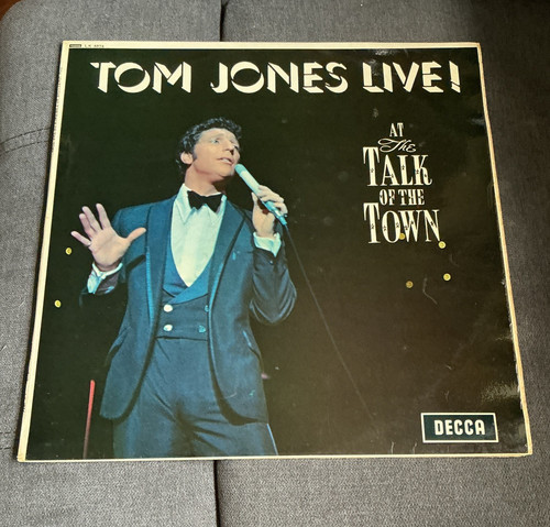 Tom jones live the - talk, of