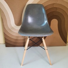 Vintage Herman Miller Eames Elephant Grey Side Shell Chair Ash Dowel Base