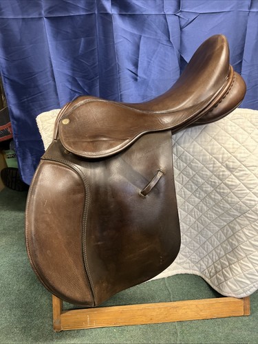 Ideal saddle - ideal,