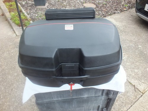 Givi e45 top box good - givi,