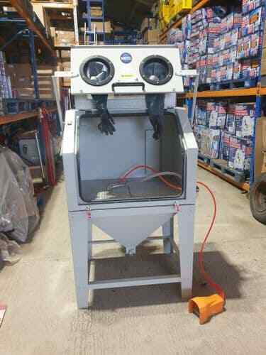 Sand blast cabinet - sand,