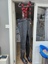 Vital Studded Safety Thigh