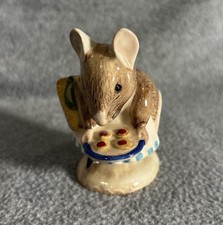 Royal Albert - Beatrix Potter's “Appley Dapply” Figurine 1989 Beswick England