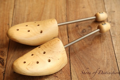 Footjoy wooden shoe trees - shoe,