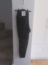 H&M black shapemove running