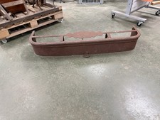 Metal fireplace fender