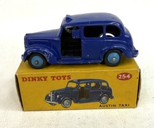 Dinky Toys 254 Austin Taxi - Violet Blue.