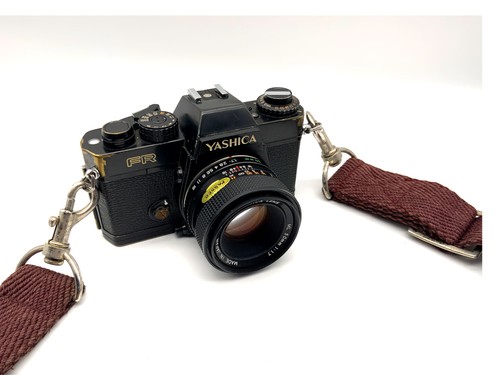 Yashica slr camera beli - yashica,