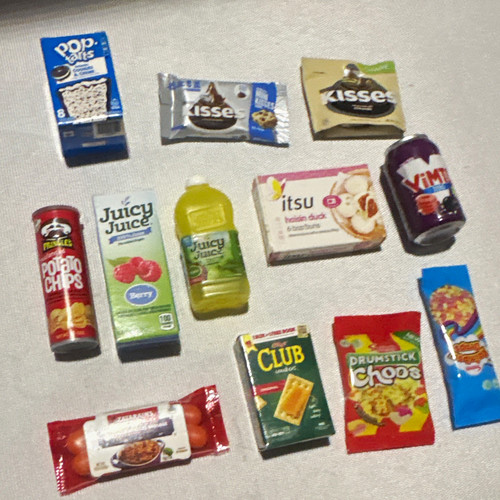 Zuru mini brands - brands, bundle