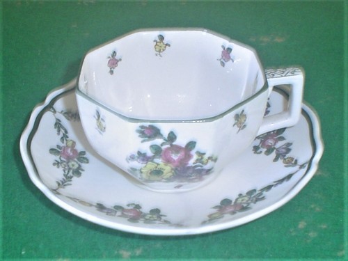 Royal doulton old - leeds, spray