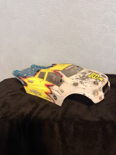 Losi 8ight truggy body - body, shell