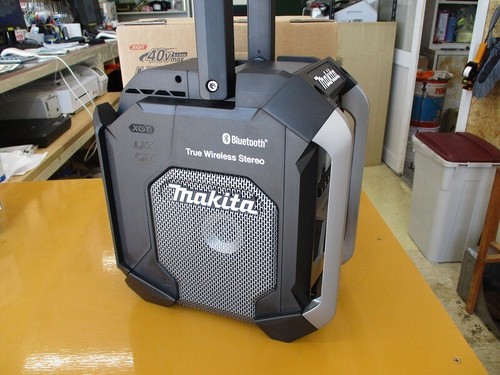 Makita mr005gzb job site radio - makita,