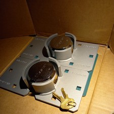 MASTER VAN PADLOCKS KEYED
