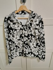 (702) Zara Man Black and White