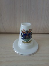 Willow Art Brand. Crested China Model of a Welsh Hat. Castleford Crest. (ST93)