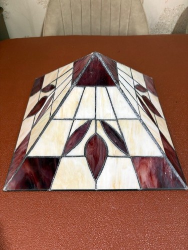 Tiffany style lamp shade - style,