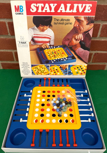 Vintage stay alive board game - vintage,
