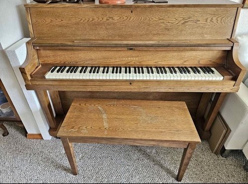 Yamaha upright piano with - yamaha,