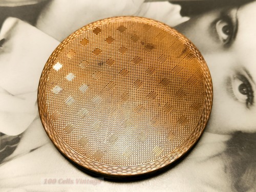 Gold tone art deco-Vintage