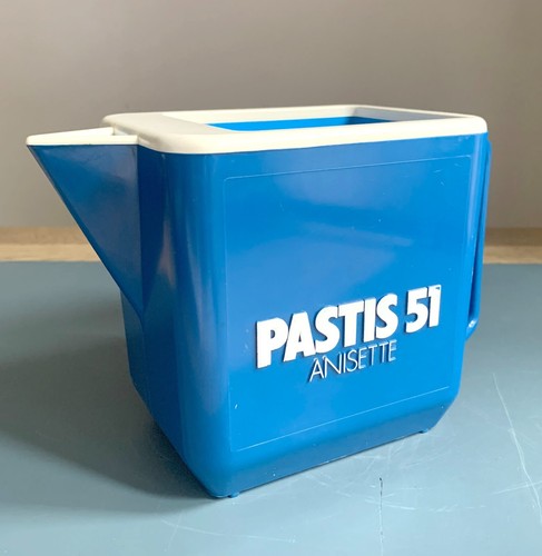 Vintage blue plastic - vintage,