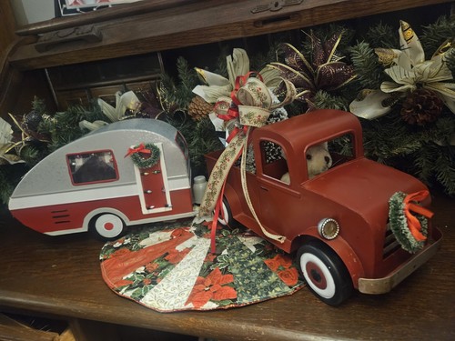 Rustic red wondershop - rustic,