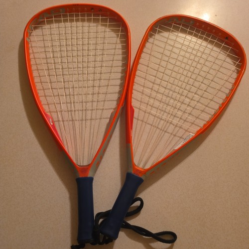 Two head radical 175 - head,