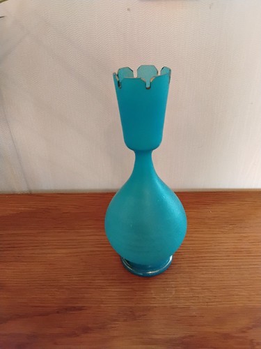 Lovely 1950s vintage - lovely,