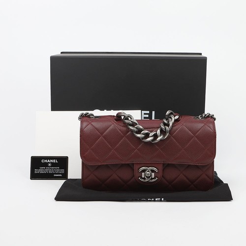 Chanel perfect edge medium - perfect,