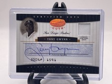 2004 Leaf Certified Cuts Tony Gwynn Auto/GU Jersey #d 9/50 San Diego Padres