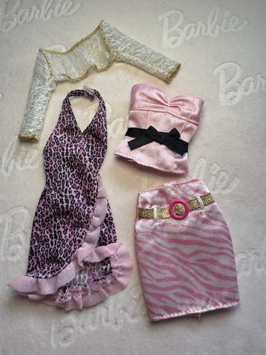 Barbie doll clothes bundle - barbie,