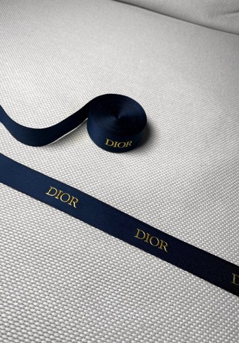 100 authentic dior ribbon - 100%,