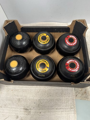 Lawn bowls thomas taylor - lawn,