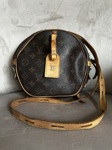 Authentic vintage louis - authentic,