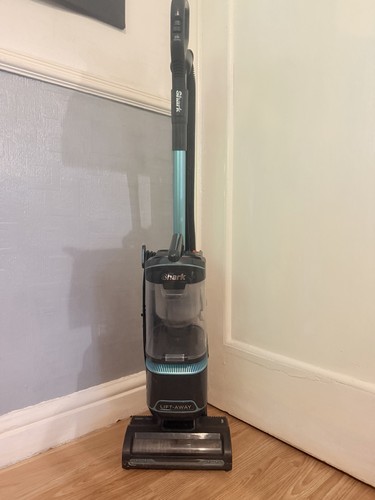 Shark nz690uk upright - shark,
