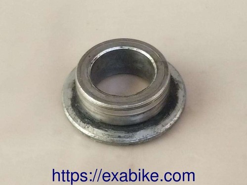 Rear wheel spacer - rear, for
