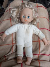 Vintage UNEEDA DOLL Makes A